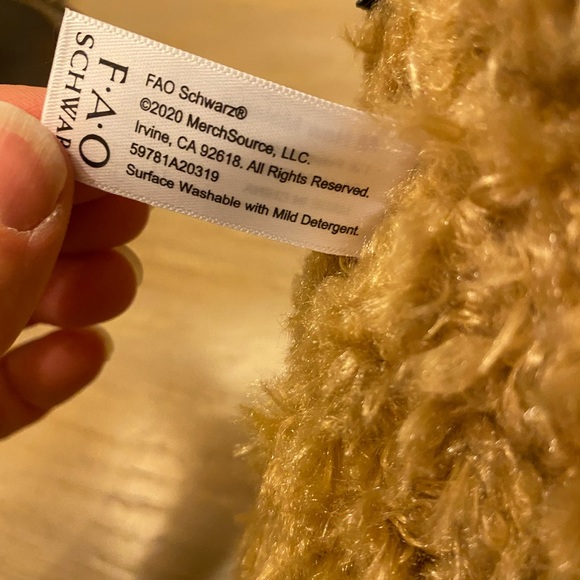 Adorable brand new brown FAO Schwarz bunny - Picture 6 of 7